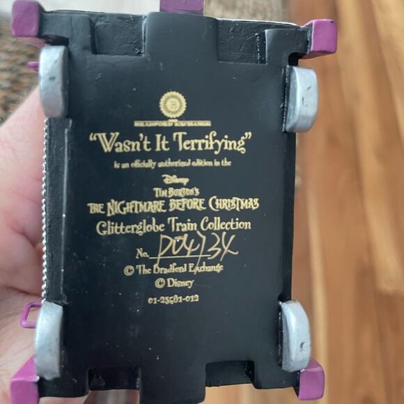 Disney Nightmare Before Christmas glitter globe - Picture 6 of 7